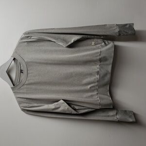 💜Vuori Women's Sweatshirt Long Sleeve Shirt Top Eucalyptus Gray Size Medium EUC